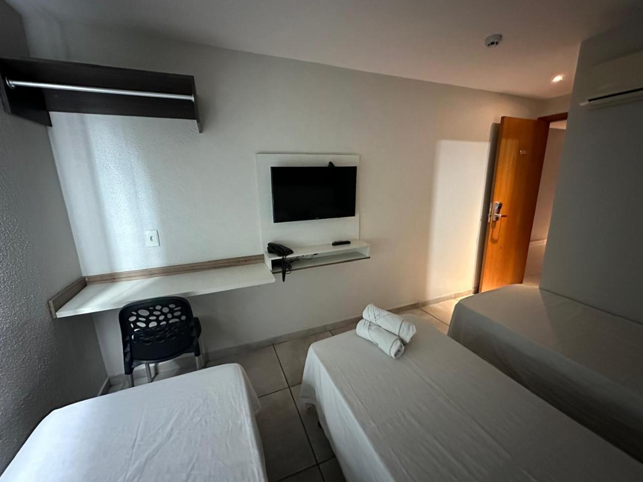 Rota 232 Hotel 카루아루 외부 사진