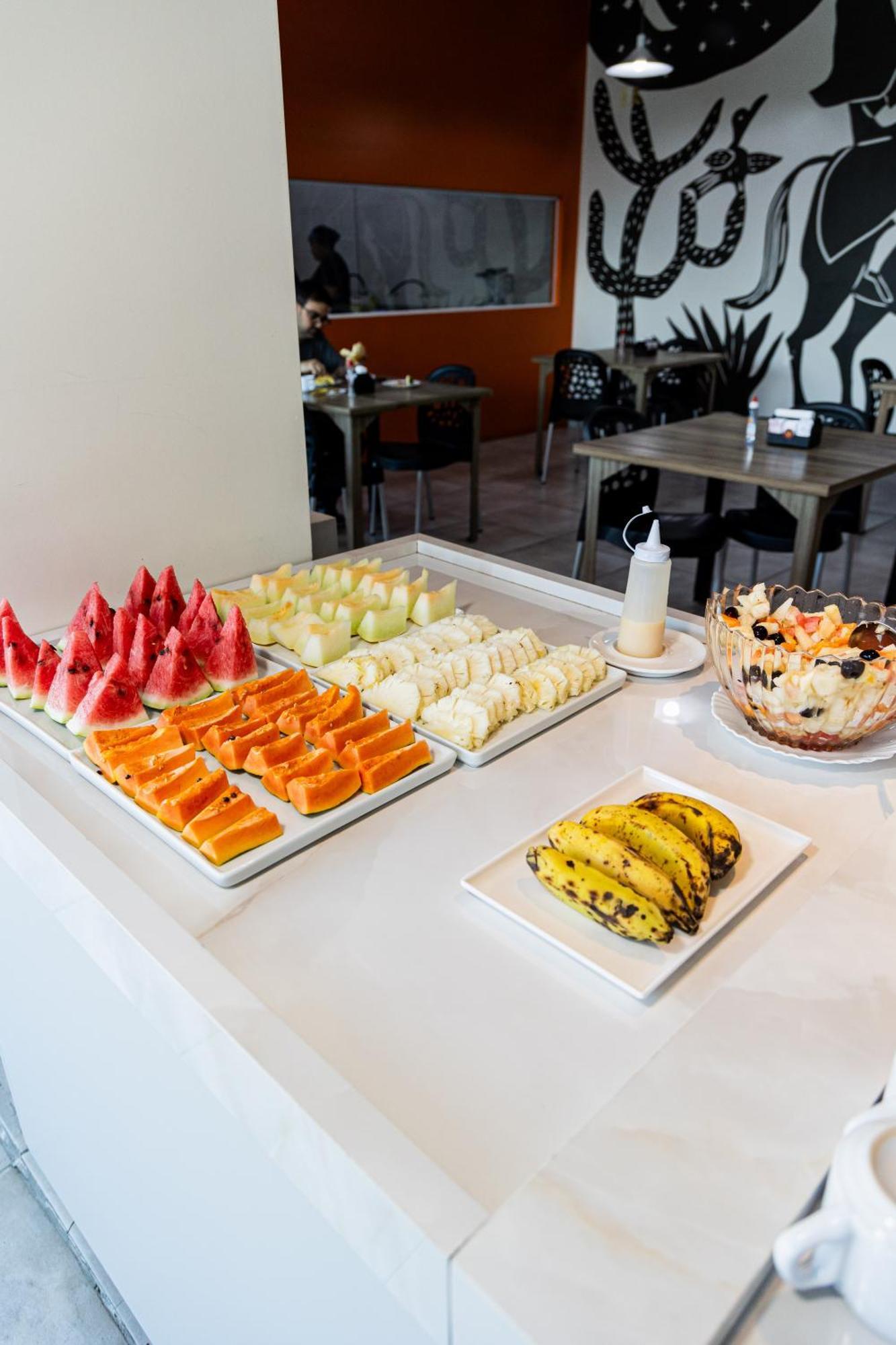 Rota 232 Hotel 카루아루 외부 사진